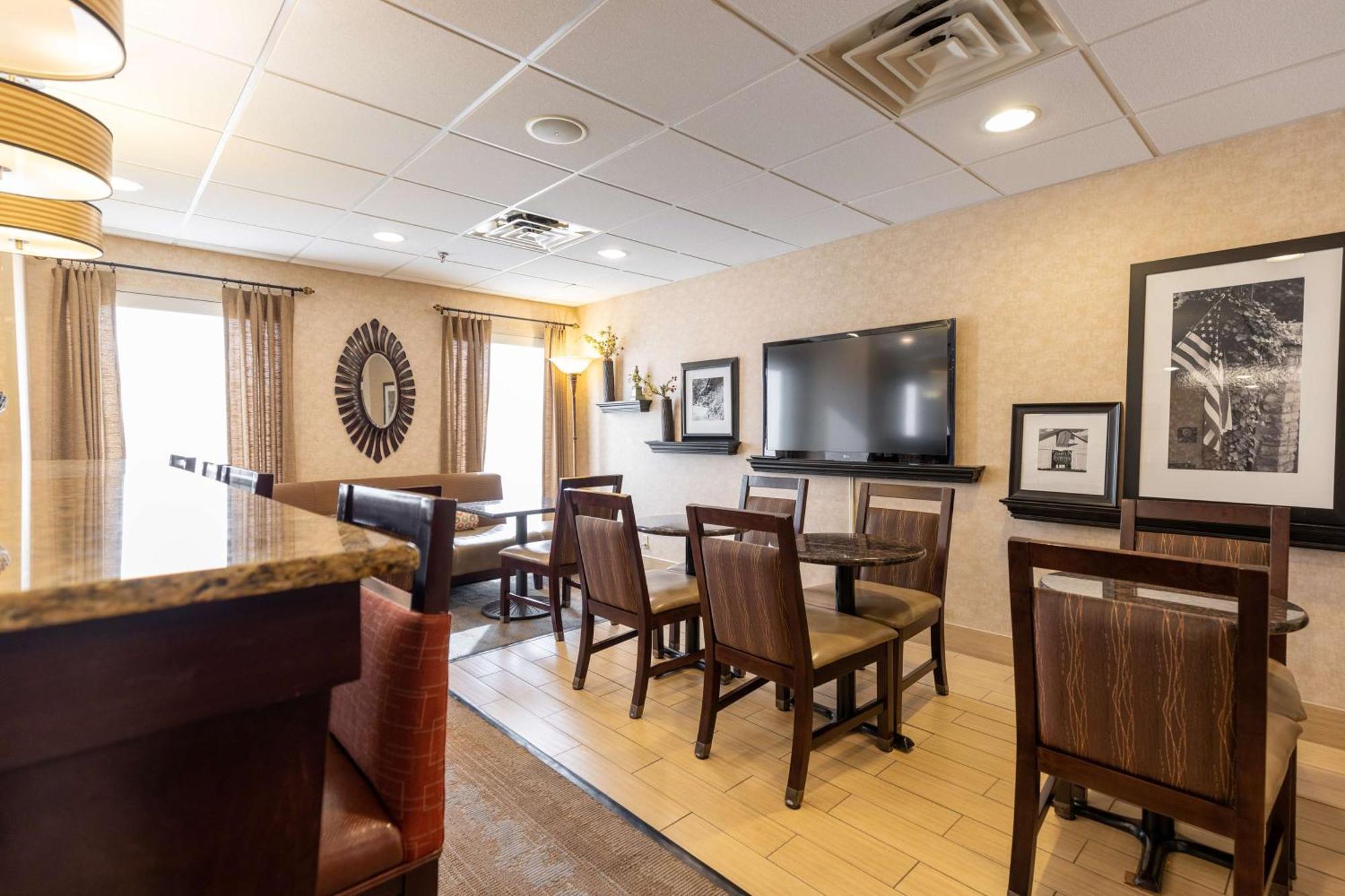 Hampton Inn By Hilton Of Kuttawa Eddyville Buitenkant foto